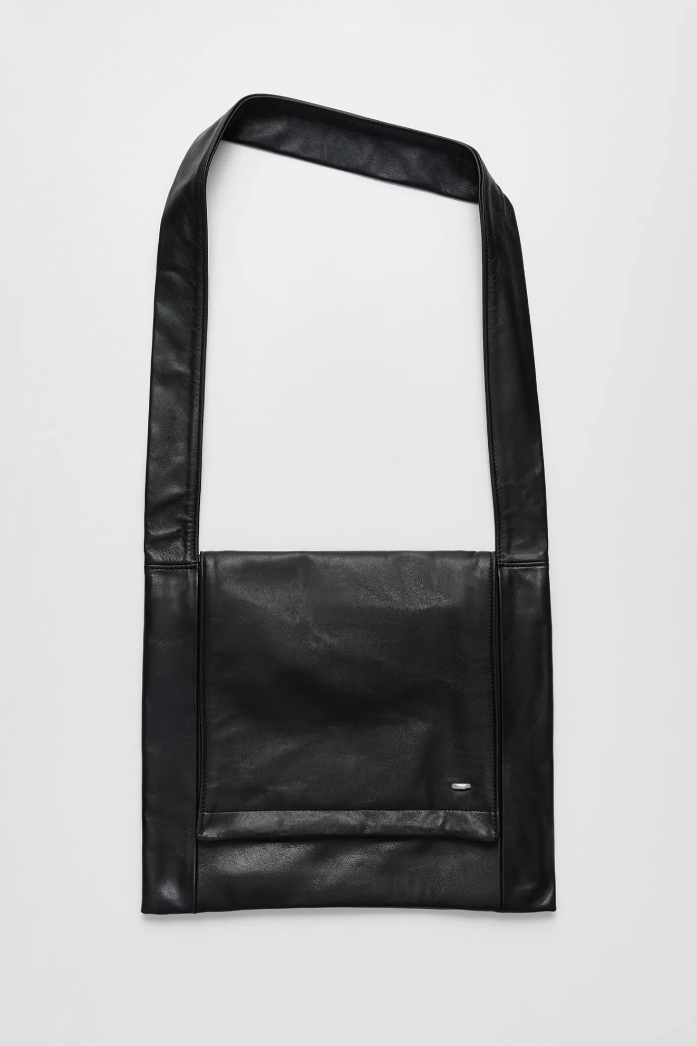 Best Sale Malleable Black Bull Hide Bags